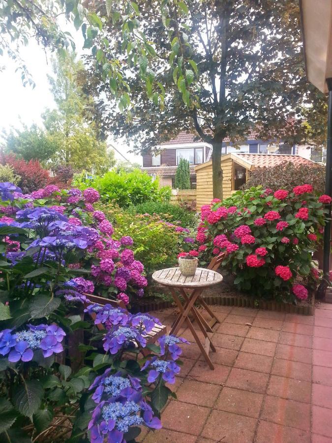 Bed & Breakfast De Vrijheid Ede Exteriör bild