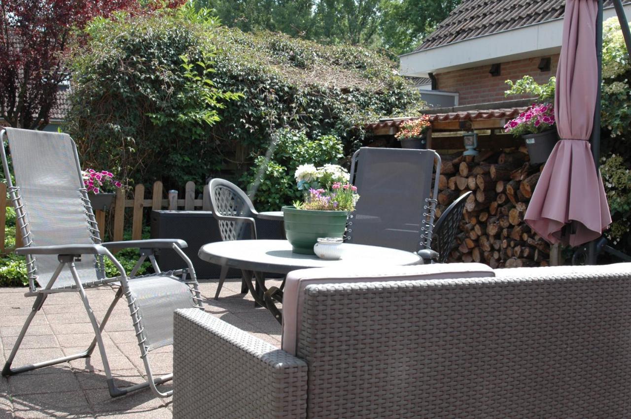 Bed & Breakfast De Vrijheid Ede Exteriör bild
